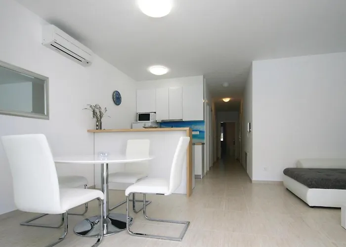 Donja Iv Appartement *